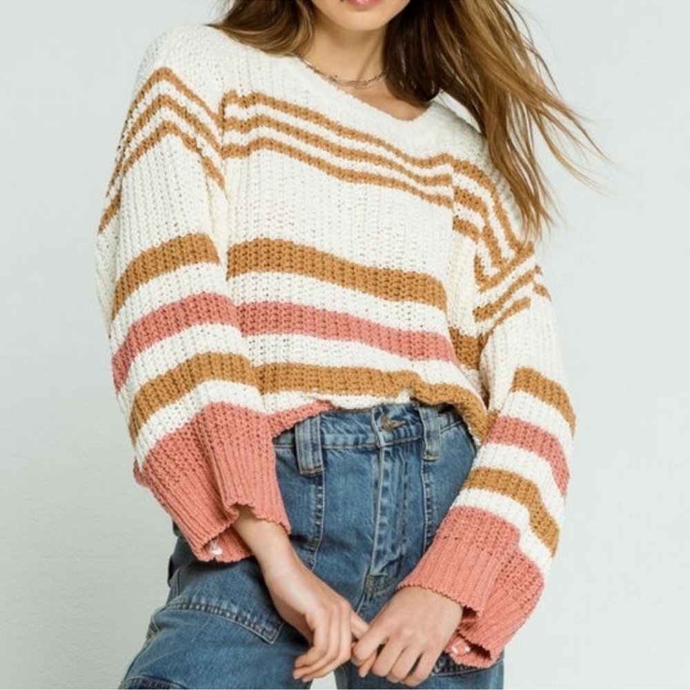 Rip Curl Road Side Chenille Sweater in Bone Relaxed Fit Crewneck Medium Pullover